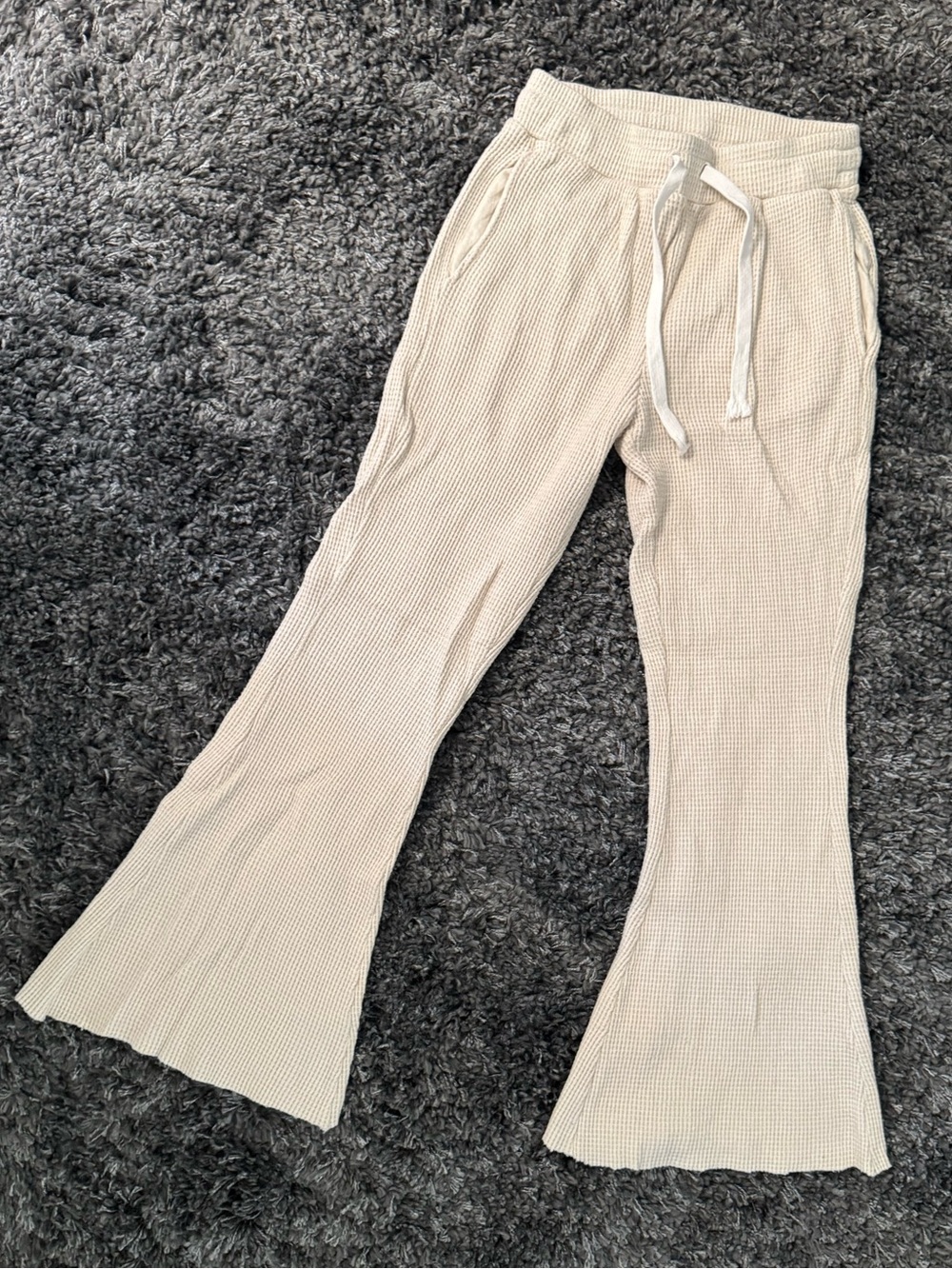 American Eagle Outfitters Waffle Knit Flare High Waisted Tan Pants Sweats Size S